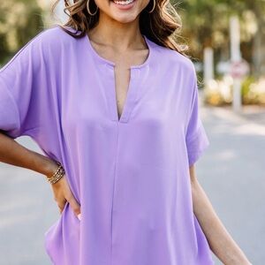 Zenana V-neck Short Sleeve Tunic Top